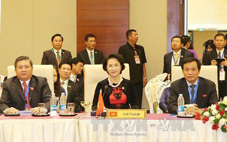 Chủ tịch Quốc hội Nguyễn Thị Kim Ngân dự Phiên họp Ban Chấp hành Đại hội đồng Liên nghị viện Hiệp hội các Quốc gia Đông Nam Á lần thứ 37 tại Myanmar.